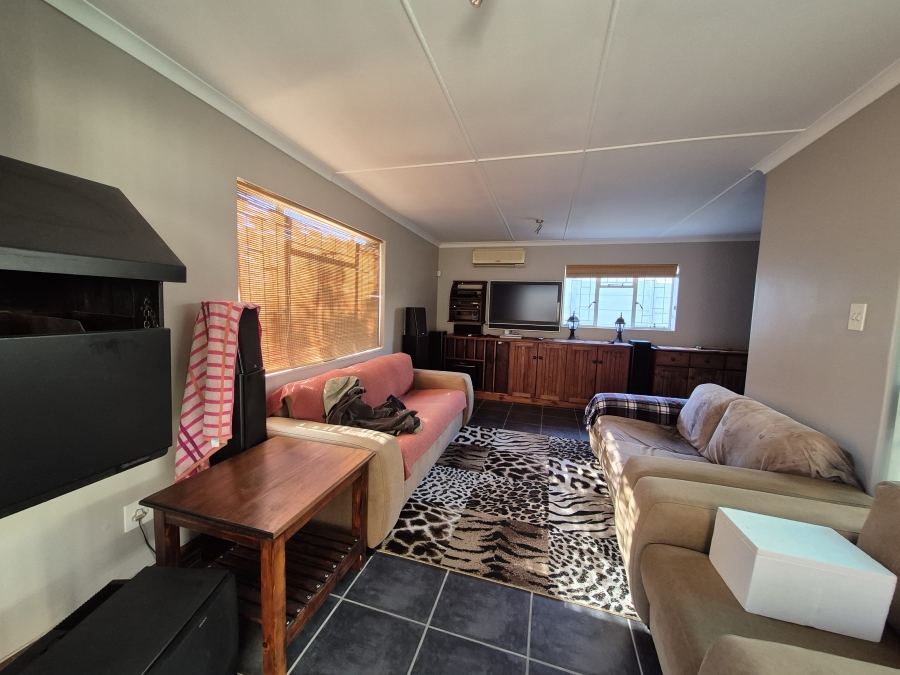3 Bedroom Property for Sale in Worcester West Western Cape